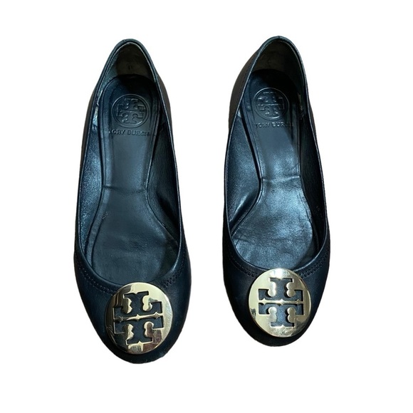Tory Burch Black Reva Gold Logo Flats - Picture 1 of 5